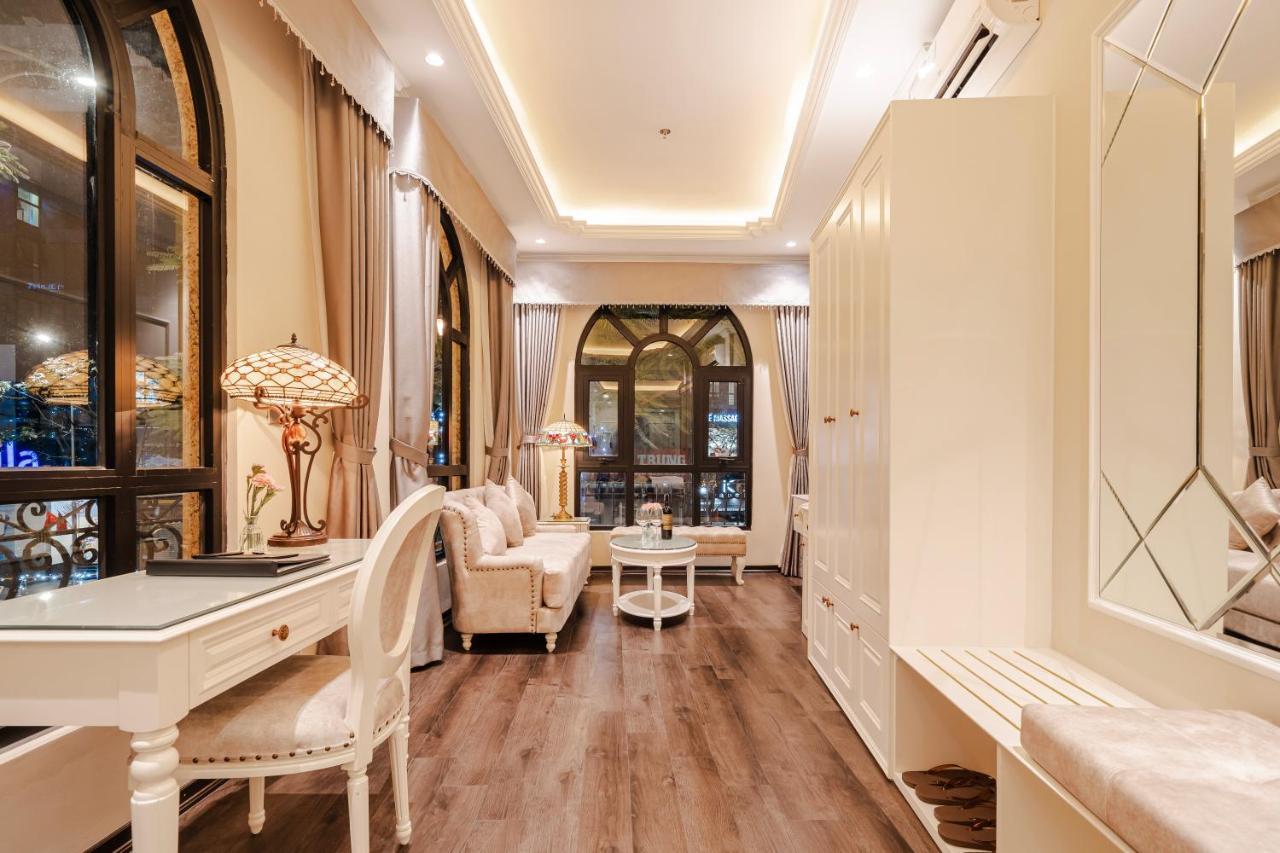 The Castle Hotel Hanoi Exterior photo